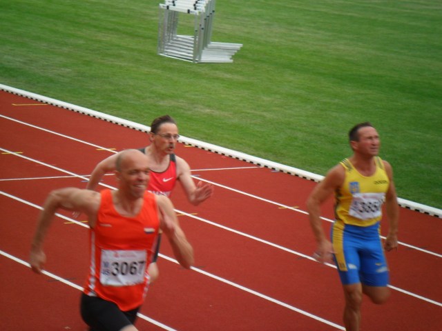 на дистанції 100м М45 Юрій Морєв ( м.Енергодар,Запорізька обл.)