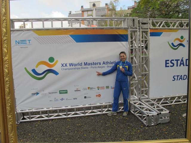 1380233_10202858321158155_1646400156_n