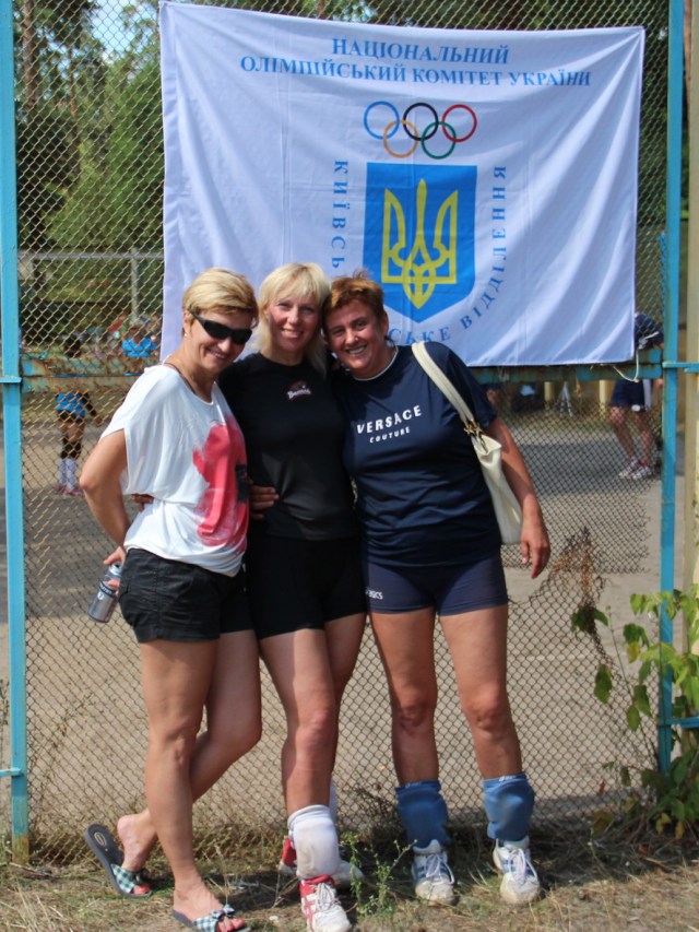 Знов усі разом:   Наталія Марців (м. Львів), Агнеса Орлова (м. Донецьк) та Валентина Капоровська (м. Київ)