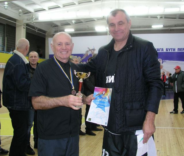 12240083_320920971365071_7545861349406189105_n