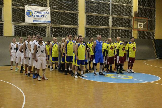 12359873_904708386272030_6583401447761124425_n